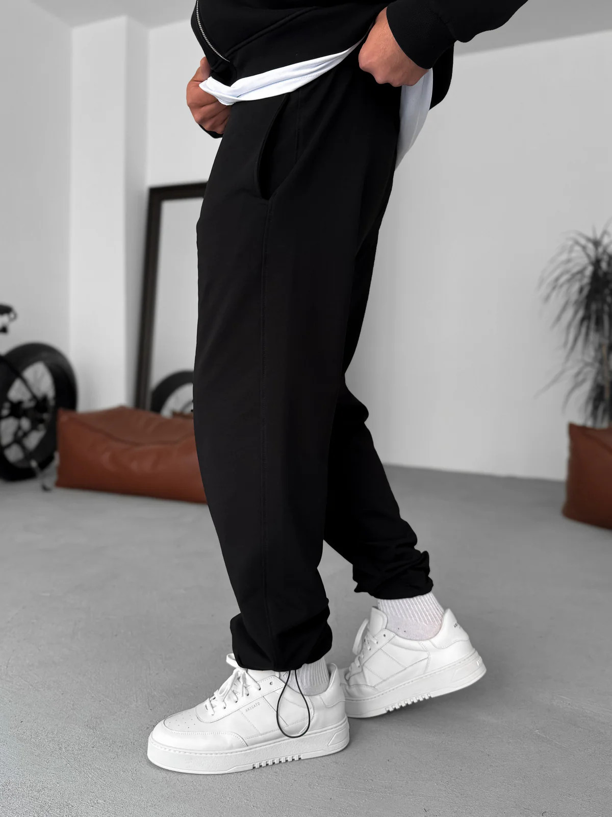 Black Basic Summer Sweatpants - Image 5