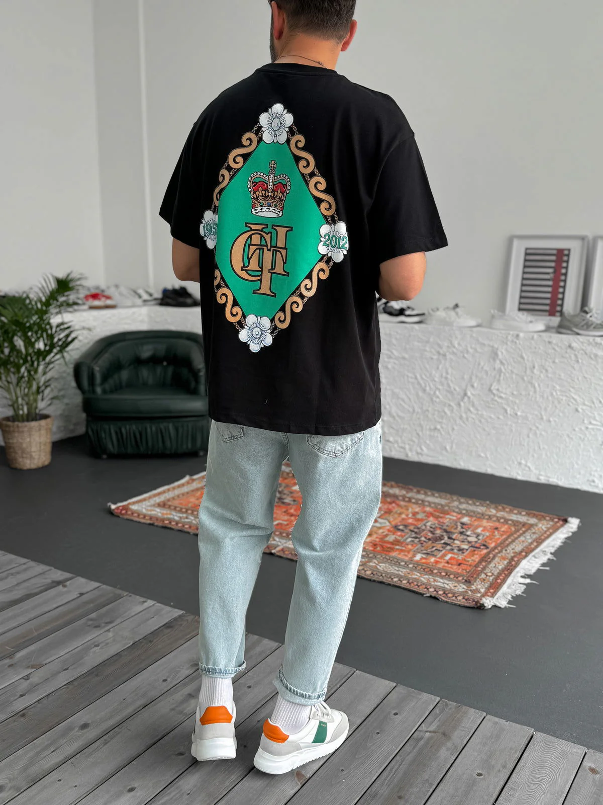 Black "Coat Of Arms" Printed Oversize T-Shirt - Image 2