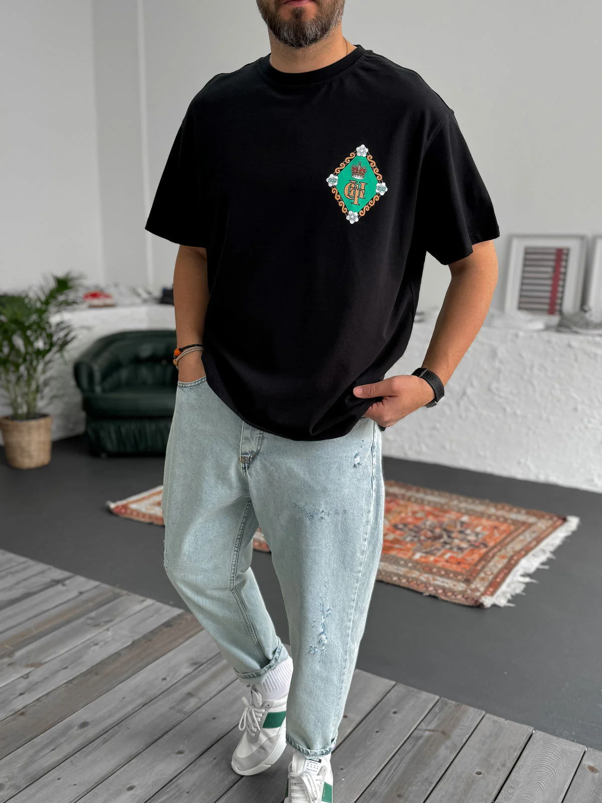 Black "Coat Of Arms" Printed Oversize T-Shirt - Image 3