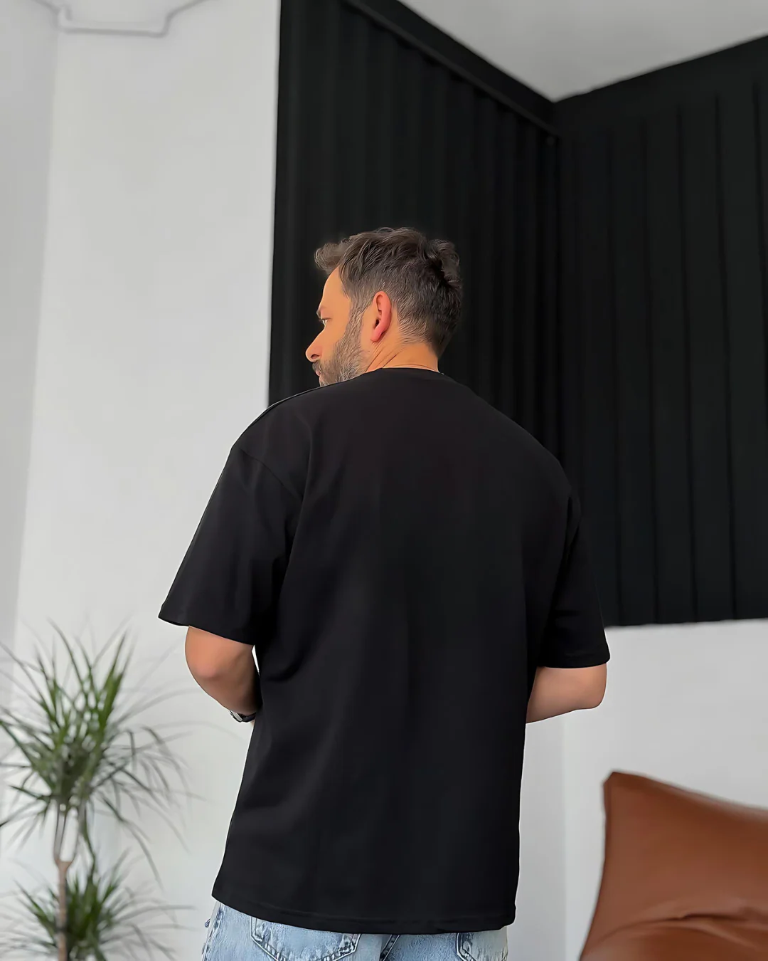 Black "Eagle" Printed Oversize T-Shirt - Image 2