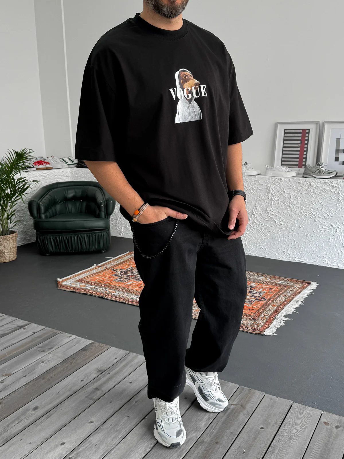 Black "Vogue" printed Oversize T-Shirt - Image 3