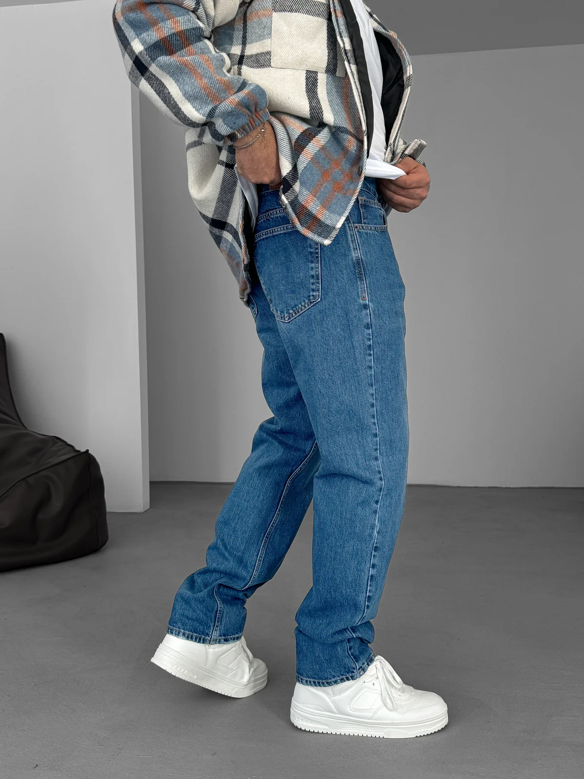 Dark Blue Relaxed Fit Denim Jeans - Premium Comfort - Image 3