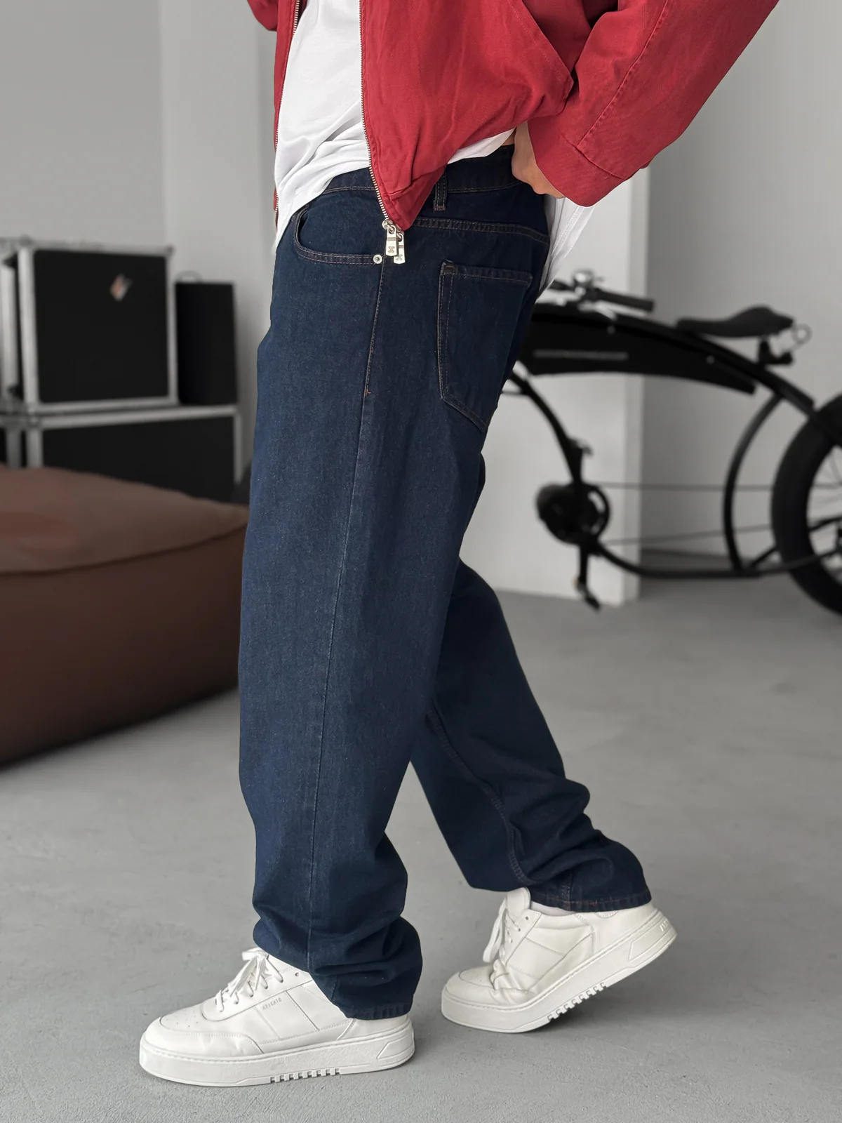 Raw Denim Relaxed Fit Jeans - Image 5